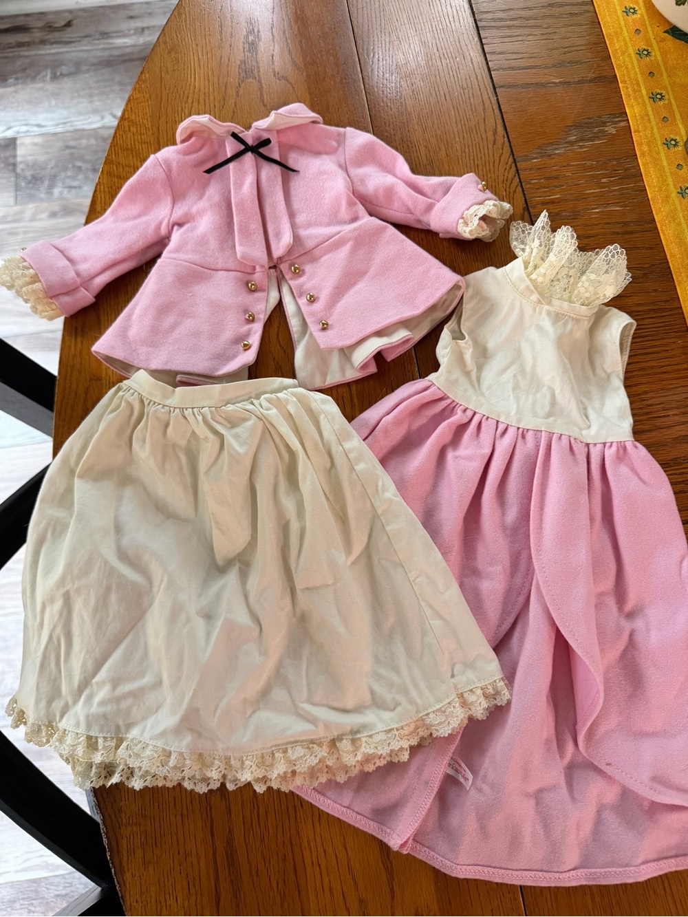 American Girl Doll Elizabeth Riding Outfit Set Pink Retired 2010